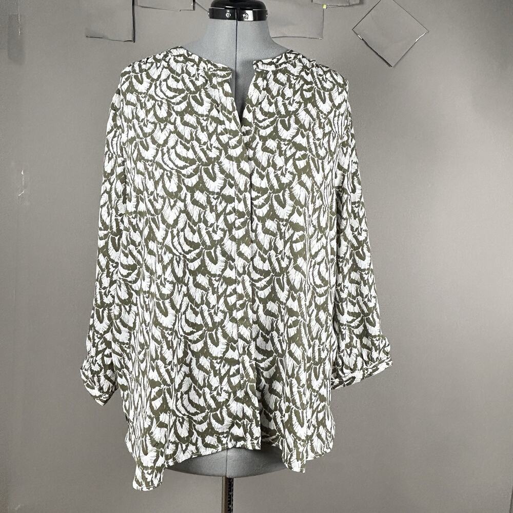 JACHS Girlfriend Green White Abstract V-Neck Button Front Blouse XXL Pleated
